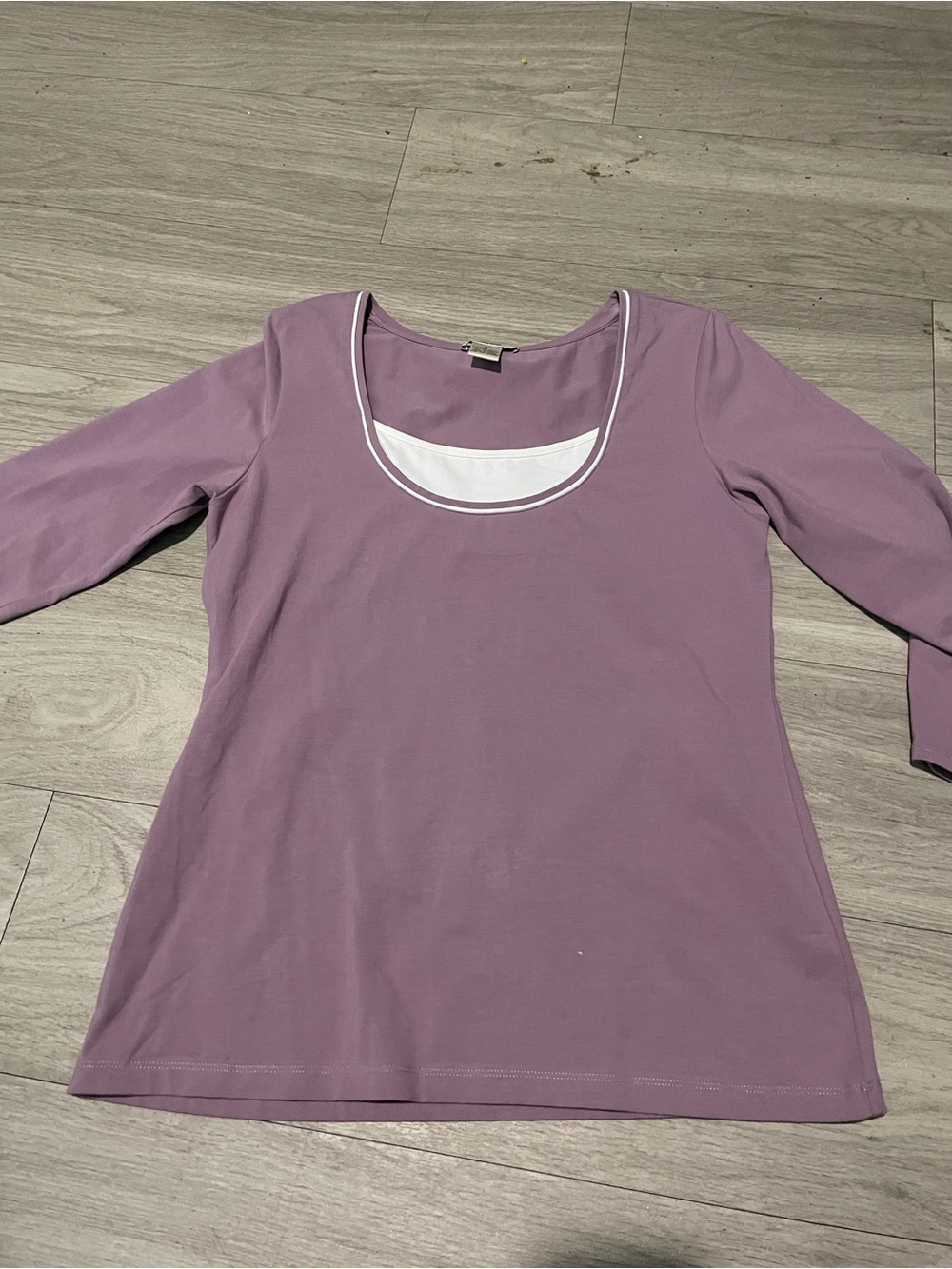 Neiman Marcus Lavender Scoop-Neck Three-Quarter Sleeve Top